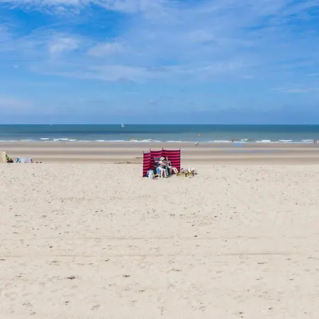 Spacious With Seaview *