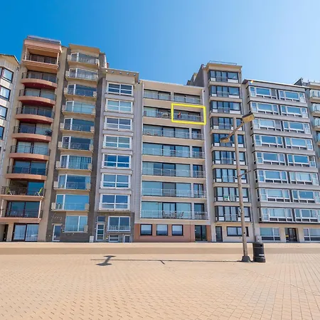 Spacious With Seaview 米德尔克尔克